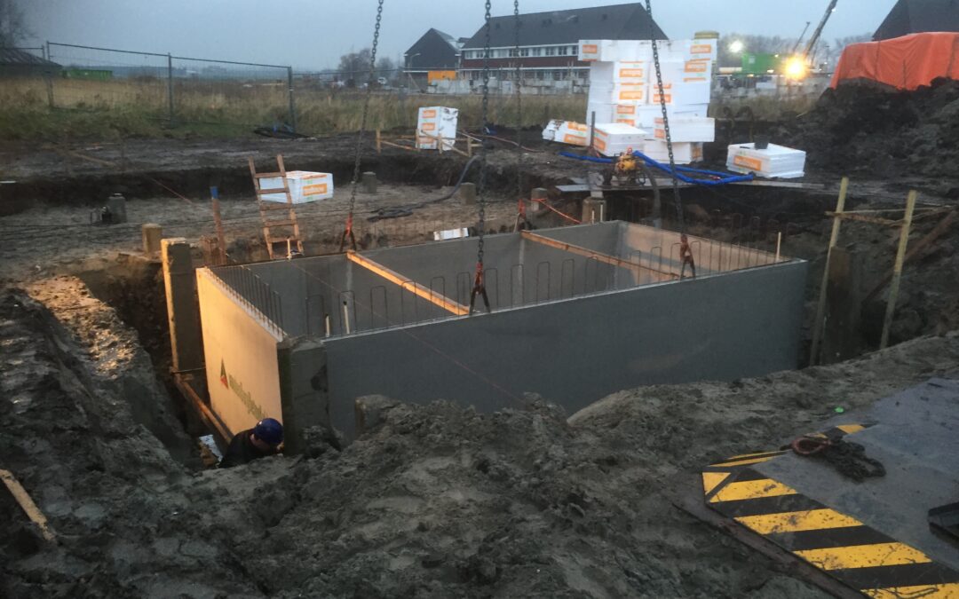 Plaatsen prefab kelder kavel 26 Dalemburgh
