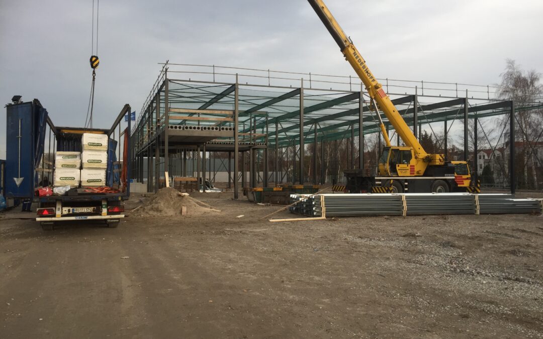 Staalconstructie bedrijfunits Waalhaven gereed