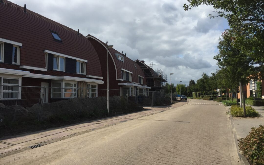 Oplevering voor rijwoningen Echina in Vlijmen nadert